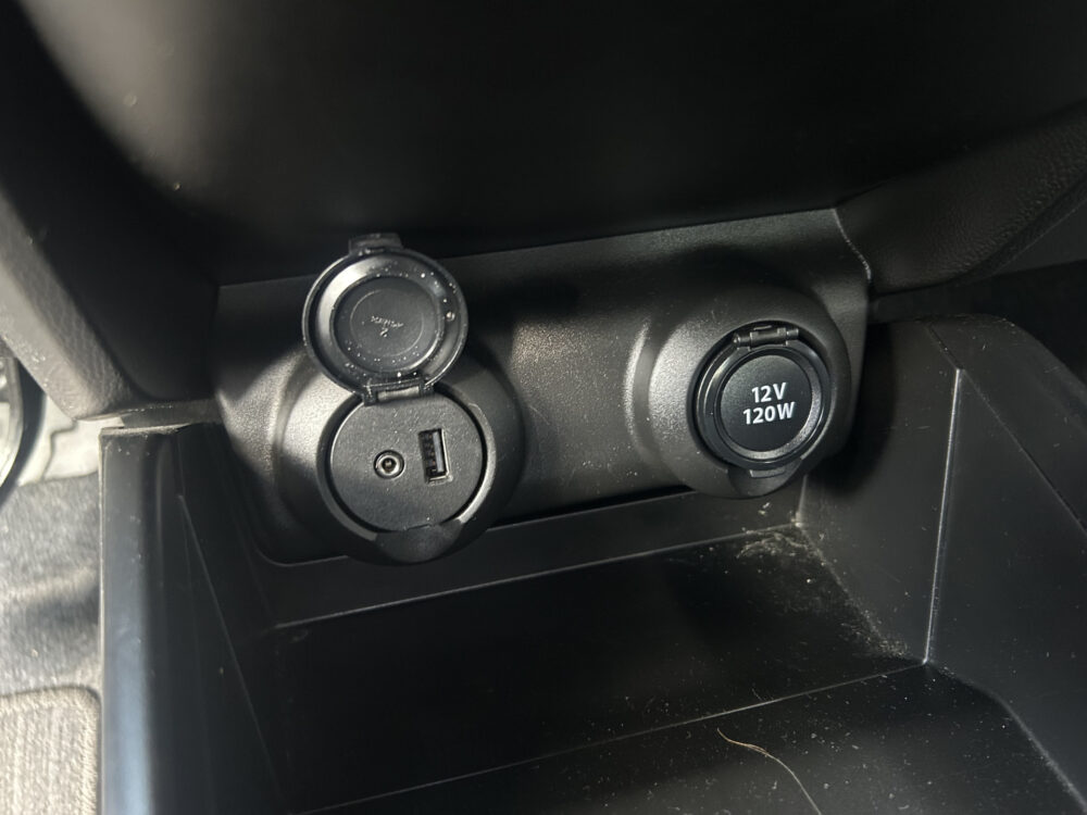 Suzuki Swift 1.2 Style Smart Hybrid // CAMERA // APPLE CARPLAY - ANDROID AUTO // STOELVERWARMING // AIRCO // ADAPTIVE CRUISE // PDC // TREKHA 21