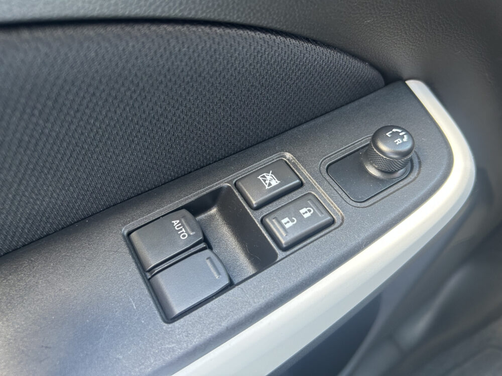 Suzuki Swift 1.2 Style Smart Hybrid // CAMERA // APPLE CARPLAY - ANDROID AUTO // STOELVERWARMING // AIRCO // ADAPTIVE CRUISE // PDC // TREKHA 24