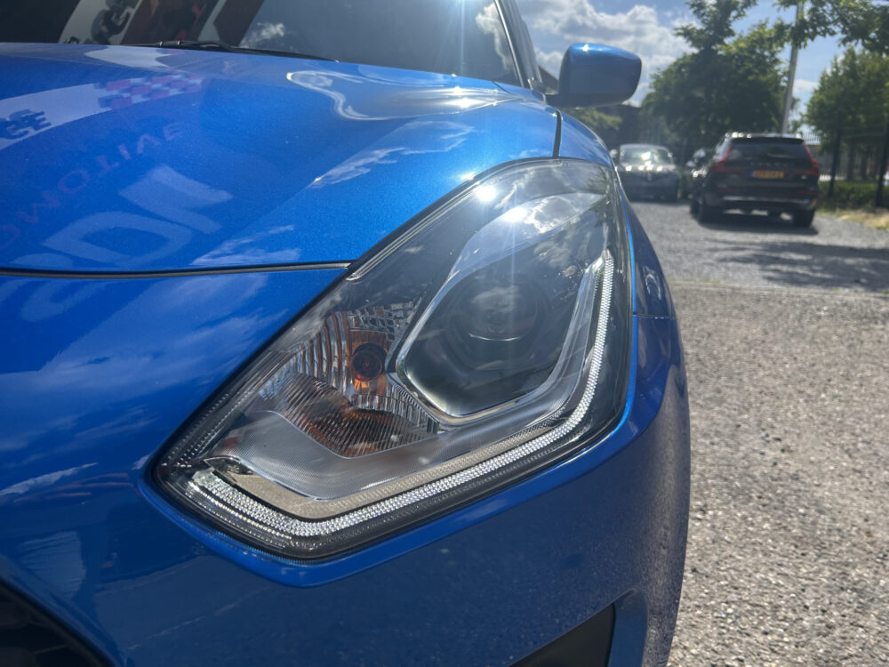Suzuki Swift 1.2 Style Smart Hybrid // CAMERA // APPLE CARPLAY - ANDROID AUTO // STOELVERWARMING // AIRCO // ADAPTIVE CRUISE // PDC // TREKHA 26