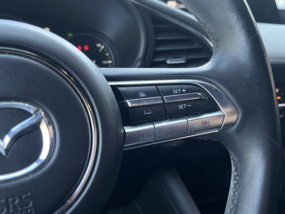 Mazda 3 2.0 e-SkyActiv-X M Hybrid 180 Luxury // HEAD-UP DISPLAY // DODEHOEK // BOSE // ELEK.STOEL+GEHEUGEN // LEDER // 360 CAMERA // 24