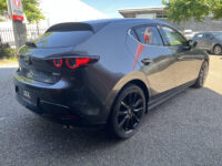 Mazda 3 2.0 e-SkyActiv-X M Hybrid 180 Luxury // HEAD-UP DISPLAY // DODEHOEK // BOSE // ELEK.STOEL+GEHEUGEN // LEDER // 360 CAMERA // 44