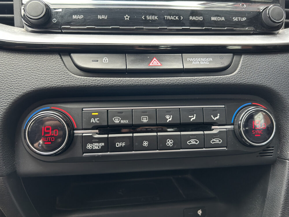 Kia Ceed Sportswagon 1.6 GDI PHEV DynamicPlusLine // FULL LED // VIRTUAL COCKPIT // NAVI + CARPLAY // KEYLESS // CAMERA // HALF-LEDER 17