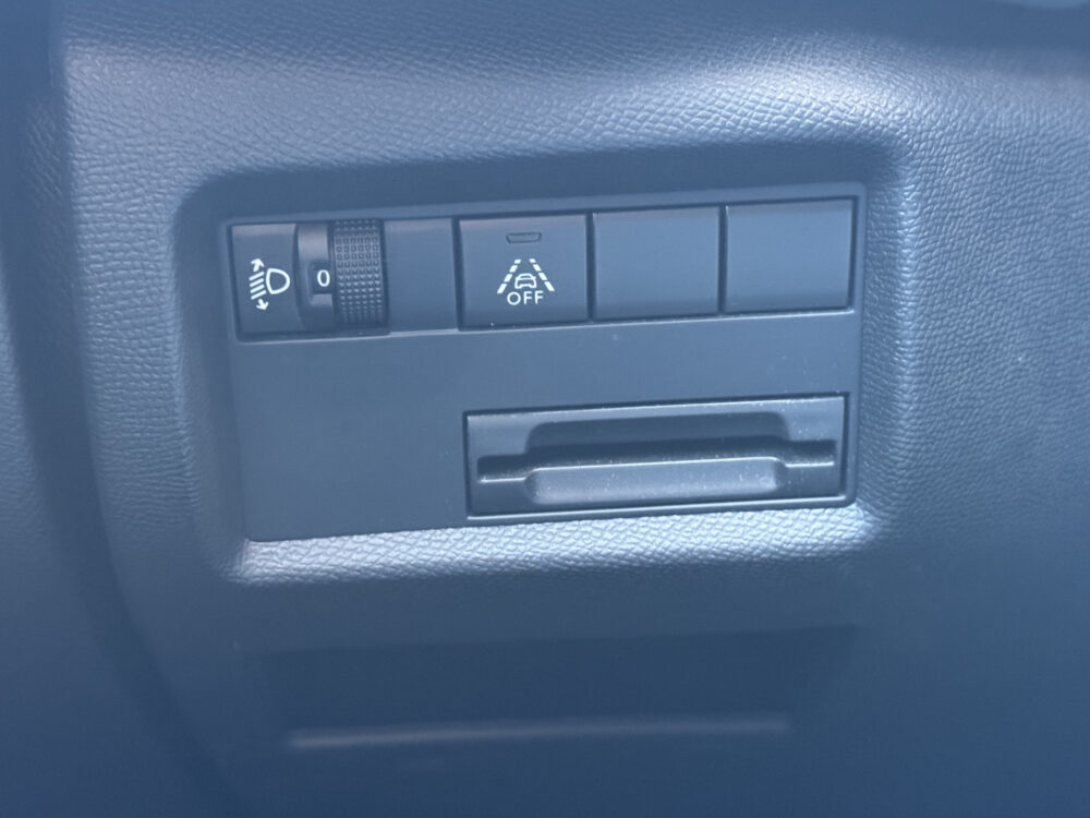 Citroën C5 Aircross 1.2 PureTech Business // NAVI // CAMERA // TREKHAAK // CLIMA // CRUISE // DODENHOEK SENSOR // 23