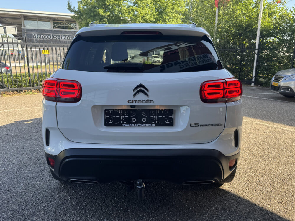 Citroën C5 Aircross 1.2 PureTech Business // NAVI // CAMERA // TREKHAAK // CLIMA // CRUISE // DODENHOEK SENSOR // 5