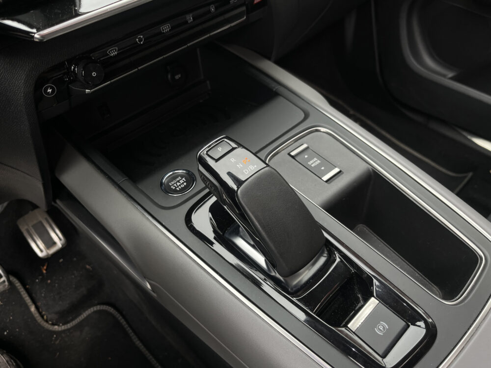 Citroën C5 Aircross 1.6 Plug-in Hybrid 225 Shine // SCHUIF-KANTELDAK // LEDER+ELEK. STOEL // ADAPT. CRUISE // 60 CAMERA+SENSOREN // DODEHOEK // 27