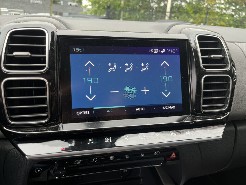 Citroën C5 Aircross 1.6 Plug-in Hybrid 225 Shine // SCHUIF-KANTELDAK // LEDER+ELEK. STOEL // ADAPT. CRUISE // 60 CAMERA+SENSOREN // DODEHOEK // 35