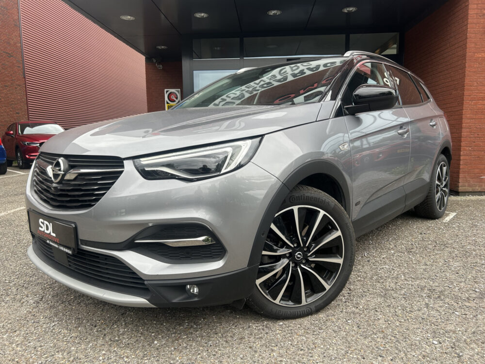 Opel Grandland X 1.6 Turbo Hybrid Ultimate // NAVI // CAMERA V+A // ADAPTIVE CRUISE // APPLE CARPLAY + ANDROID AUTO // STOEL VERWARMING + VERKOEL 1