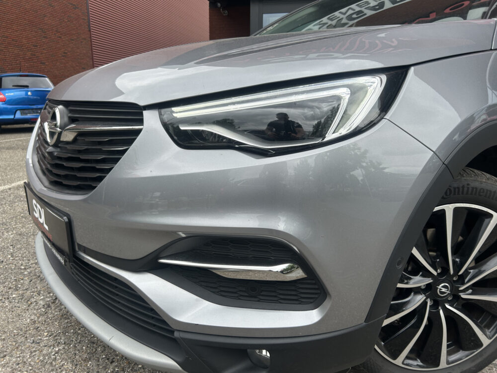 Opel Grandland X 1.6 Turbo Hybrid Ultimate // NAVI // CAMERA V+A // ADAPTIVE CRUISE // APPLE CARPLAY + ANDROID AUTO // STOEL VERWARMING + VERKOEL 26