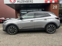 Opel Grandland X 1.6 Turbo Hybrid Ultimate // NAVI // CAMERA V+A // ADAPTIVE CRUISE // APPLE CARPLAY + ANDROID AUTO // STOEL VERWARMING + VERKOEL 39