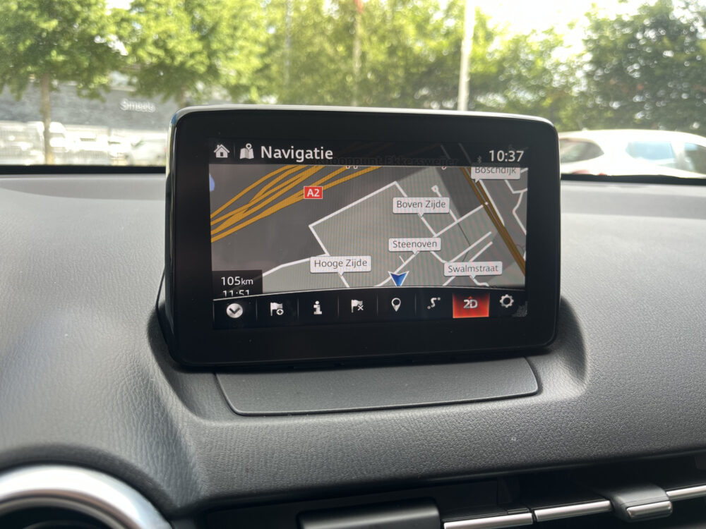 Mazda 2 1.5 Skyactiv-G Signature // LED // DODEHOEK // LEDER-ALCANTARA // CLIMA // STOEL+STUURVERWARMING // NAVI+CARPLAY // 26