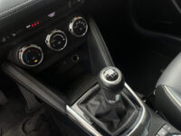 Mazda 2 1.5 Skyactiv-G Signature // LED // DODEHOEK // LEDER-ALCANTARA // CLIMA // STOEL+STUURVERWARMING // NAVI+CARPLAY // 54