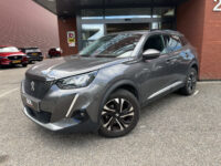 Peugeot 2008 1.2 PureTech Allure // LED // HALF LEDER // 3D COCKPIT // CAMERA+SENSOREN // NAVI+CARPLAY // 30