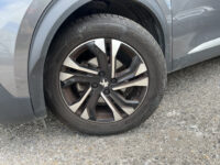 Peugeot 2008 1.2 PureTech Allure // LED // HALF LEDER // 3D COCKPIT // CAMERA+SENSOREN // NAVI+CARPLAY // 41