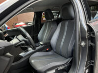 Peugeot 2008 1.2 PureTech Allure // LED // HALF LEDER // 3D COCKPIT // CAMERA+SENSOREN // NAVI+CARPLAY // 44