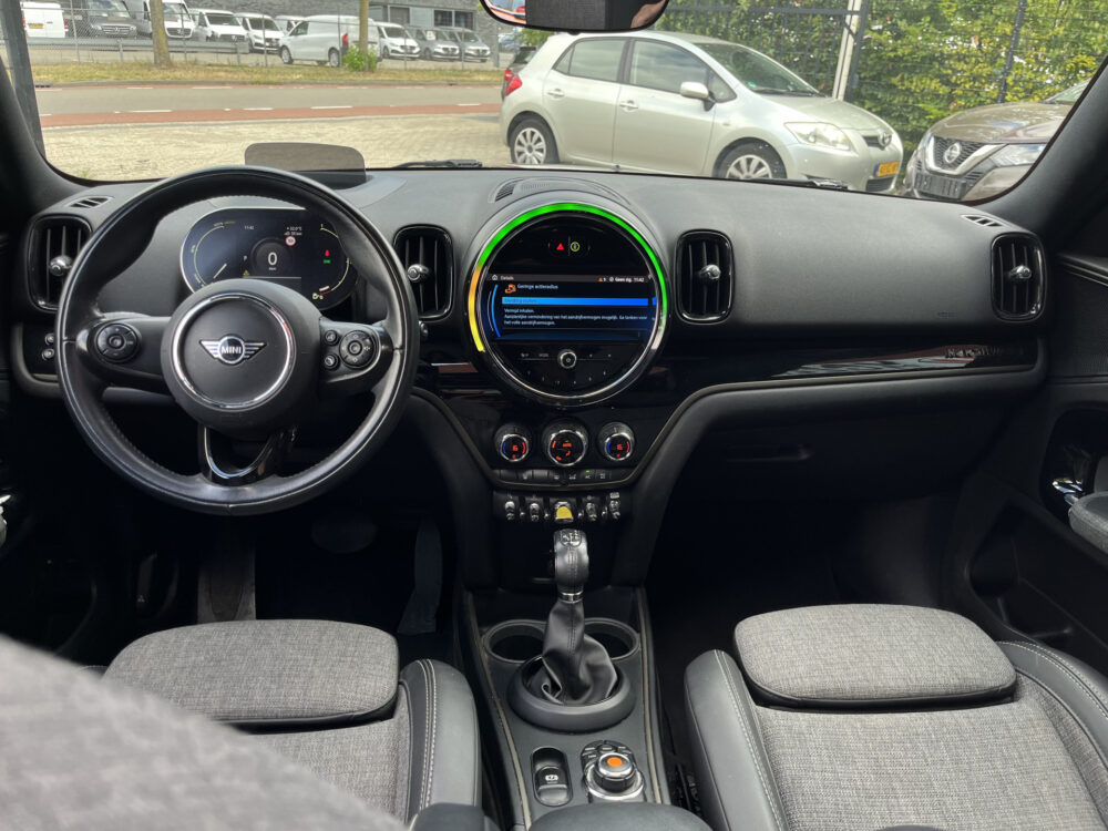 MINI Countryman 1.5 Cooper S E ALL4 Classic // HALF LEDER // SCHUIF-KANTELDAK // KEYLESS // HEAD-UP DISPLAY // ELEK. KLEP // CAMERA+SENSOREN //  22