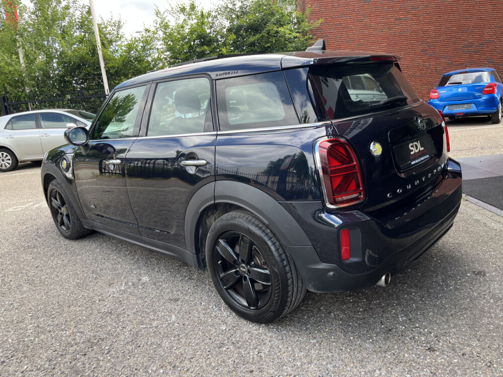 MINI Countryman 1.5 Cooper S E ALL4 Classic // HALF LEDER // SCHUIF-KANTELDAK // KEYLESS // HEAD-UP DISPLAY // ELEK. KLEP // CAMERA+SENSOREN //  3