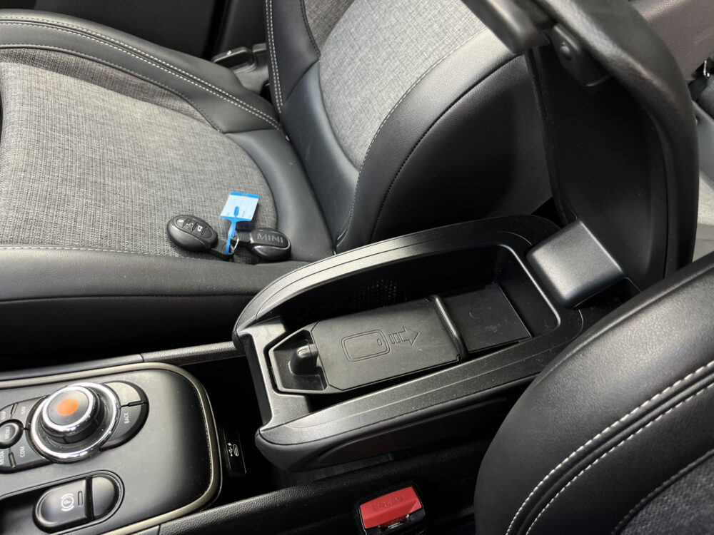 MINI Countryman 1.5 Cooper S E ALL4 Classic // HALF LEDER // SCHUIF-KANTELDAK // KEYLESS // HEAD-UP DISPLAY // ELEK. KLEP // CAMERA+SENSOREN //  35