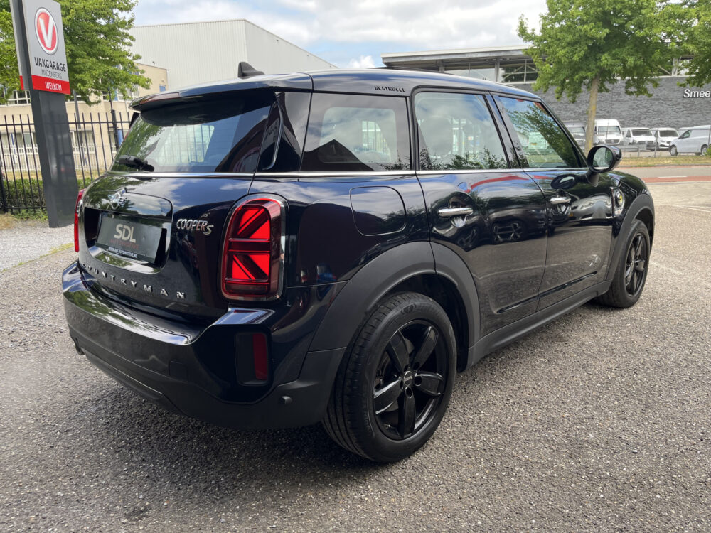 MINI Countryman 1.5 Cooper S E ALL4 Classic // HALF LEDER // SCHUIF-KANTELDAK // KEYLESS // HEAD-UP DISPLAY // ELEK. KLEP // CAMERA+SENSOREN //  8