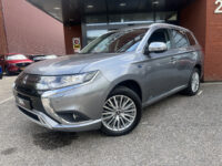 Mitsubishi Outlander 2.4 PHEV 4WD Pure+ 240PK!! // AFN. TREKHAAK // KEYLESS // CAMERA+SENSOREN // CLIMA // STOELVERWARMING // APPLE-ANDROID AUTO // 33