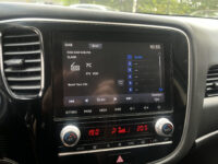 Mitsubishi Outlander 2.4 PHEV 4WD Pure+ 240PK!! // AFN. TREKHAAK // KEYLESS // CAMERA+SENSOREN // CLIMA // STOELVERWARMING // APPLE-ANDROID AUTO // 61