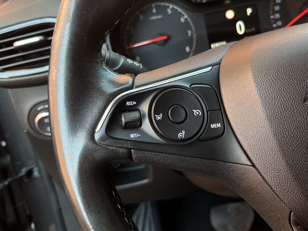 Opel Crossland X 1.2 Turbo Innovation // CAMERA+SENSOREN // NAVI+CARPLAY // CLIMA // CRUISE // 19