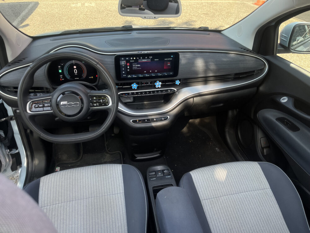 Fiat 500C La Prima 42 kWh SOH 92%!! // CABRIO // ADAPTIEVE CRUISE // PARKEERCAMERA // NAVI+CARPLAY // KEYLESS // LED // 19