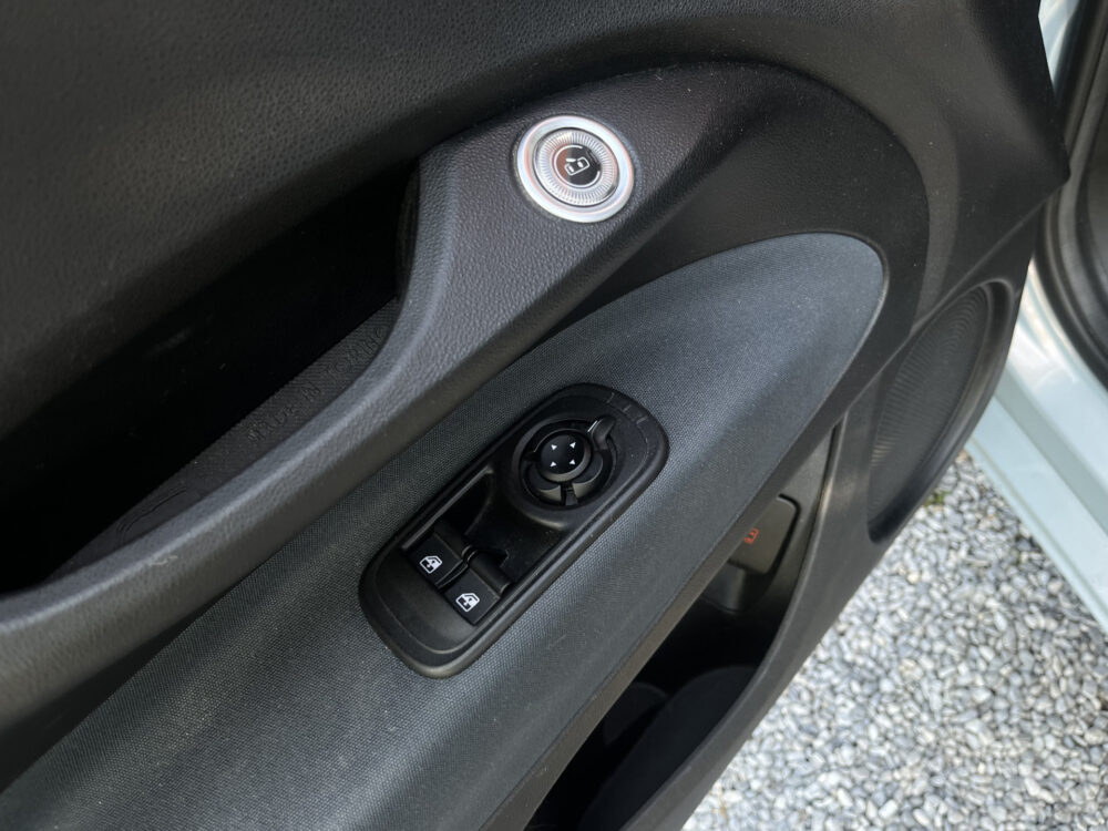 Fiat 500C La Prima 42 kWh SOH 92%!! // CABRIO // ADAPTIEVE CRUISE // PARKEERCAMERA // NAVI+CARPLAY // KEYLESS // LED // 20