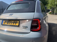 Fiat 500C La Prima 42 kWh SOH 92%!! // CABRIO // ADAPTIEVE CRUISE // PARKEERCAMERA // NAVI+CARPLAY // KEYLESS // LED // 46