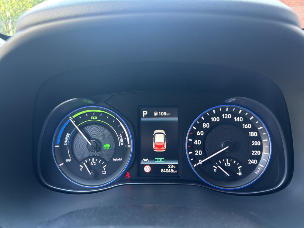 Hyundai KONA 1.6 GDI HEV Premium // FULL LED // NAVI + CARPLAY // ELEK. STOELEN // KEYLESS // ADAPTIVE CRUISE // STOEL VERWARMING + VERKOELIN 39