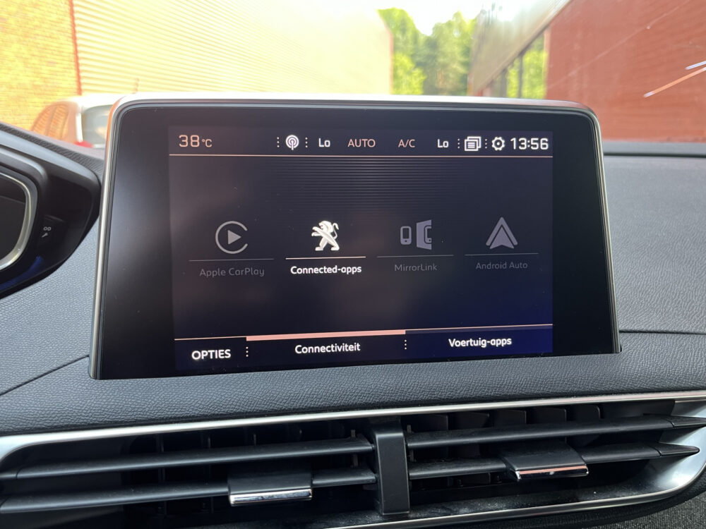 Peugeot 3008 1.2 PureTech GT Line // DODEHOEK // HALF LEDER // CAMERA+SENSOREN // NAVI+CARPLAY // LED // 27