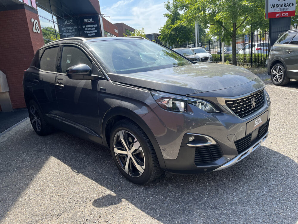 Peugeot 3008 1.2 PureTech GT Line // DODEHOEK // HALF LEDER // CAMERA+SENSOREN // NAVI+CARPLAY // LED // 9