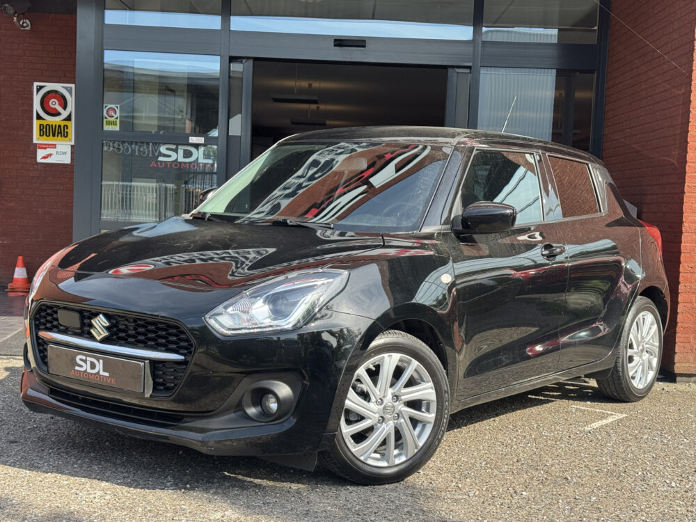 Suzuki Swift 1.2 Style Smart Hybrid // NAVI // CAMERA // STOELVERWARMING // ADAPTIVE CRUISE // AIRCO // 1
