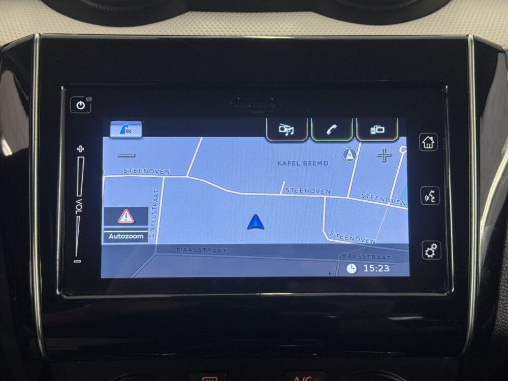 Suzuki Swift 1.2 Style Smart Hybrid // NAVI // CAMERA // STOELVERWARMING // ADAPTIVE CRUISE // AIRCO // 14