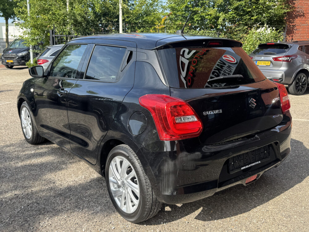 Suzuki Swift 1.2 Style Smart Hybrid // NAVI // CAMERA // STOELVERWARMING // ADAPTIVE CRUISE // AIRCO // 3