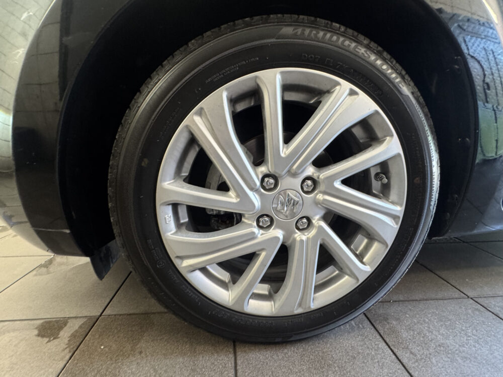 Suzuki Swift 1.2 Style Smart Hybrid // NAVI // CAMERA // STOELVERWARMING // ADAPTIVE CRUISE // AIRCO // 7