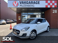 Suzuki Swift 1.2 Style Smart Hybrid // DODEHOEK // ADAPT. CRUISE // CAMERA+SENSOREN // STOELVERWARMING // APPLE-ANDROID AUTO // 31