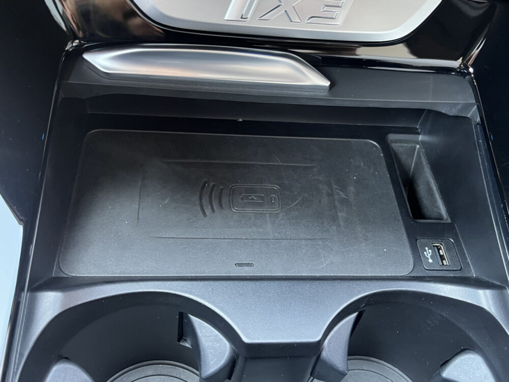BMW iX3 High Executive 80 kWh 100%SOH!! // SHADOW LINE PACK // M-PAKKET // NAVI // HARMAN KARDON AUDIO // MEMORY SEATS // PANO-SCHUIF-KA 29