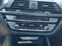 BMW X3 xDrive20i High Executive // NAVI // CAMERA // TREKHAAK // PANO -SCHUIF KANTELDAK // M-PAKKET!! // 64