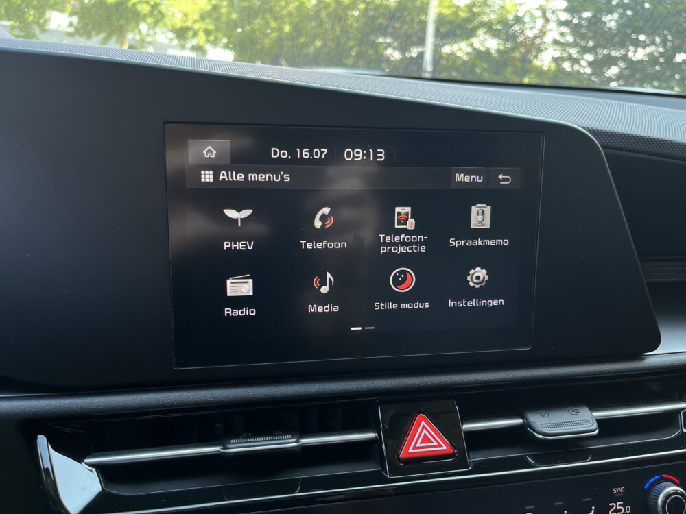 Kia Niro 1.6 GDi Hybrid DynamicLine // ADAPT. CRUISE // LED // CAMERA+SENSOREN // NAVI+CARPLAY // STUUR+STOELVERWARMING // 24