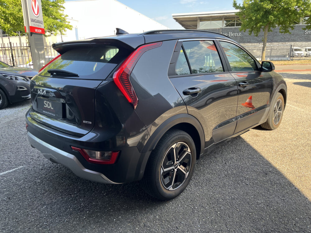 Kia Niro 1.6 GDi Hybrid DynamicLine // ADAPT. CRUISE // LED // CAMERA+SENSOREN // NAVI+CARPLAY // STUUR+STOELVERWARMING // 7