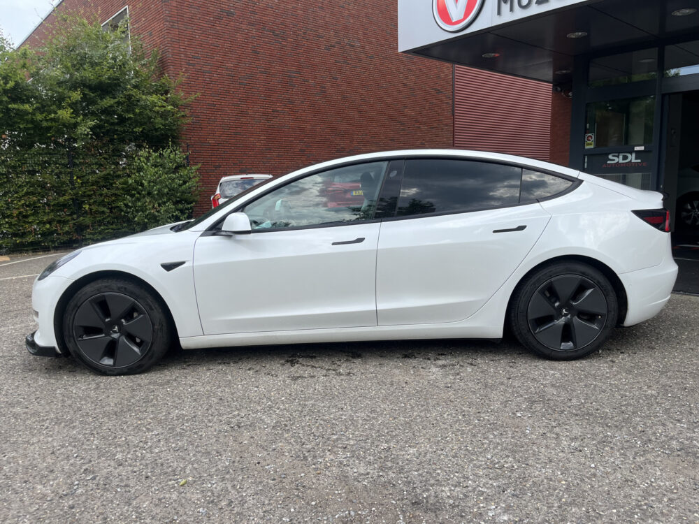 Tesla Model 3 Standard RWD Plus 60 kWh Schade verleden snel laden niet mogelijk geen ccs PANODAK // NAVI // ADAPTIVE CRUISE // CLIMA // AUTOPI 2