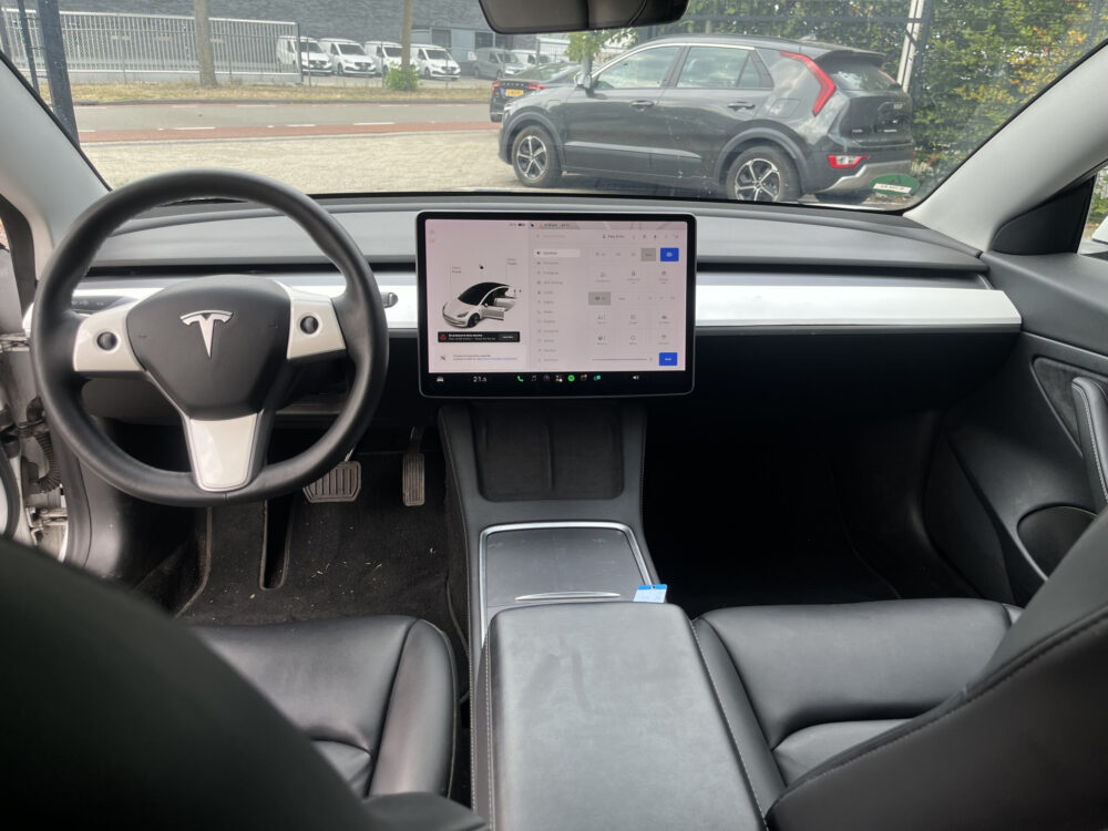Tesla Model 3 Standard RWD Plus 60 kWh Schade verleden snel laden niet mogelijk geen ccs PANODAK // NAVI // ADAPTIVE CRUISE // CLIMA // AUTOPI 20