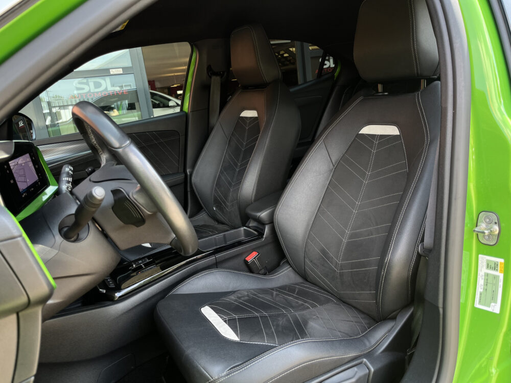 Opel Mokka 1.2 Turbo Ultimate // ADAPT. CRUISE // DODEHOEK // KEYLESS // CAMERA // LEDER-ALCANTARA // NAVI+CARPLAY // 15