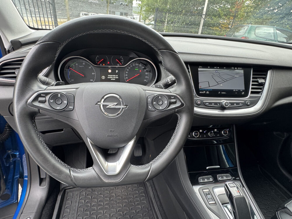 Opel Grandland X 1.6 Turbo Hybrid Ultimate // MEMORY SEATS // ADAPTIVE CRUISE // STOEL VERKOELING- VERWARMING // CAMERA // NAVI // TREKHAAK! / 13