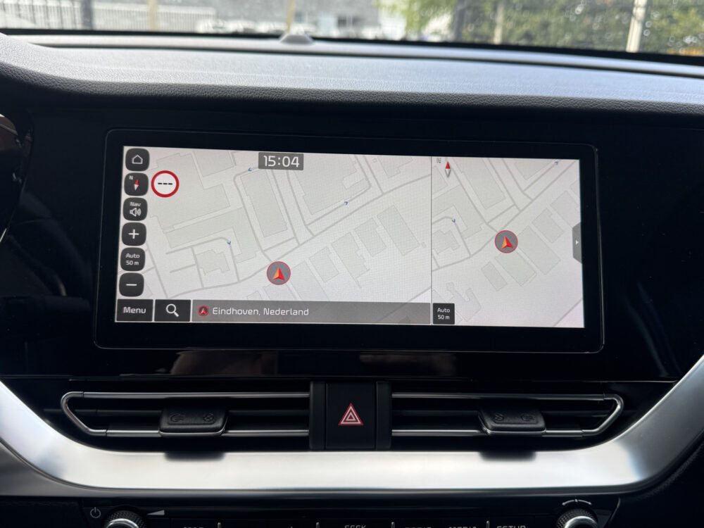 Kia Niro 1.6 GDi Hybrid ExecutiveLine // JBL PREMIUM AUDIO // NAVI // VIRTUAL COCKPIT // CAMERA // ADAPTIVE CRUISE // STOEL VERWARMING // 17