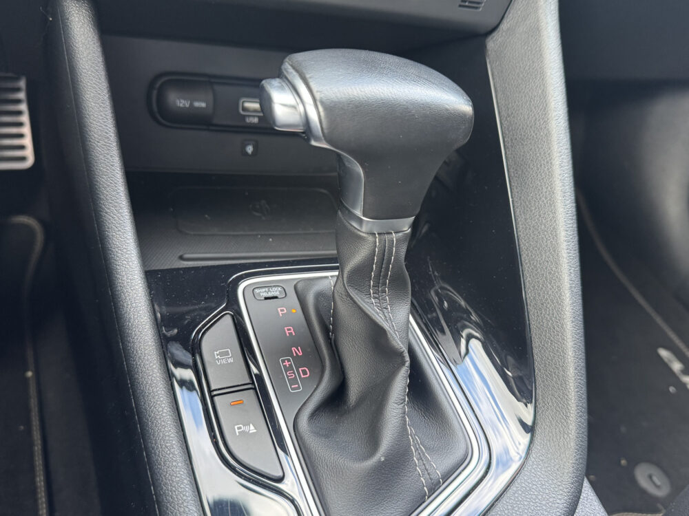 Kia Niro 1.6 GDi Hybrid ExecutiveLine // JBL PREMIUM AUDIO // NAVI // VIRTUAL COCKPIT // CAMERA // ADAPTIVE CRUISE // STOEL VERWARMING // 25