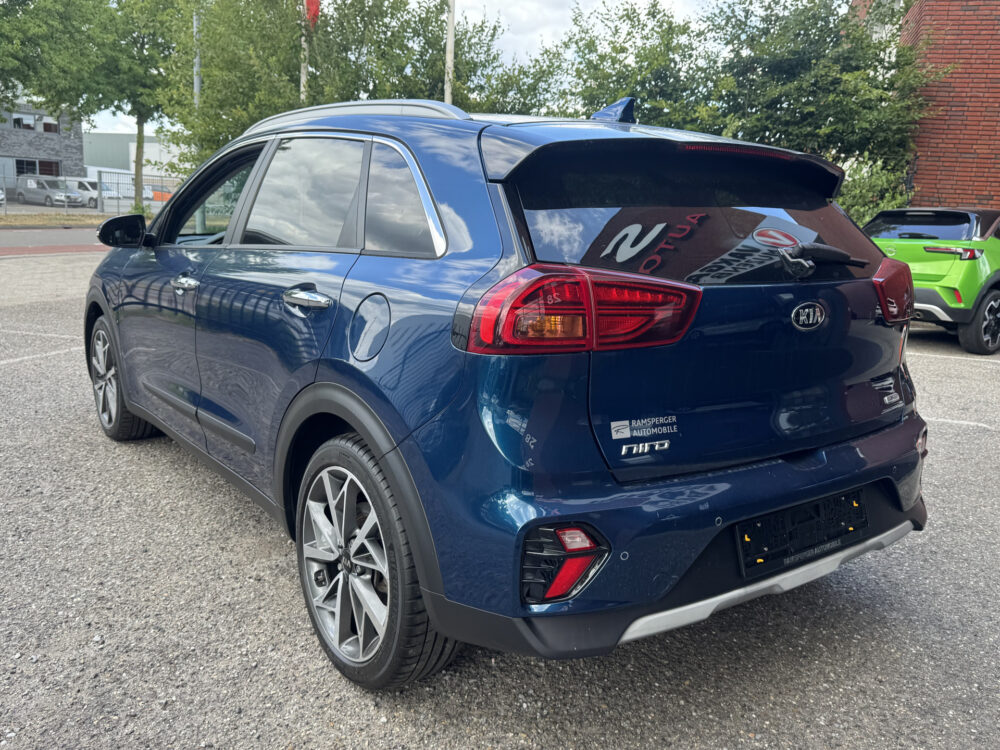 Kia Niro 1.6 GDi Hybrid ExecutiveLine // JBL PREMIUM AUDIO // NAVI // VIRTUAL COCKPIT // CAMERA // ADAPTIVE CRUISE // STOEL VERWARMING // 3
