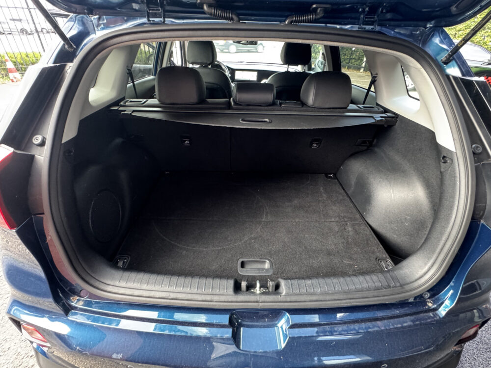 Kia Niro 1.6 GDi Hybrid ExecutiveLine // JBL PREMIUM AUDIO // NAVI // VIRTUAL COCKPIT // CAMERA // ADAPTIVE CRUISE // STOEL VERWARMING // 35