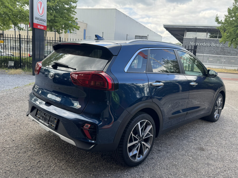 Kia Niro 1.6 GDi Hybrid ExecutiveLine // JBL PREMIUM AUDIO // NAVI // VIRTUAL COCKPIT // CAMERA // ADAPTIVE CRUISE // STOEL VERWARMING // 4
