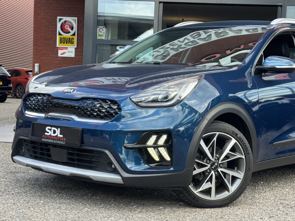 Kia Niro 1.6 GDi Hybrid ExecutiveLine // JBL PREMIUM AUDIO // NAVI // VIRTUAL COCKPIT // CAMERA // ADAPTIVE CRUISE // STOEL VERWARMING // 7